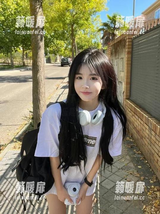 155.7fun 一边下载155.7fun,一边享受瓜中乐趣,那滋味儿!