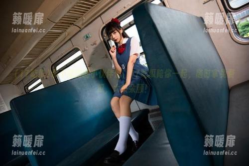 17吃瓜 永不迷路的小伙伴们,17吃瓜陪你一起,随时拿免费瓜,大快朵颐!
