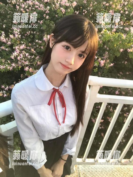 ios的“17吃瓜网”，你永远猜不到今天的瓜是甜的还是酸的，脑补中！