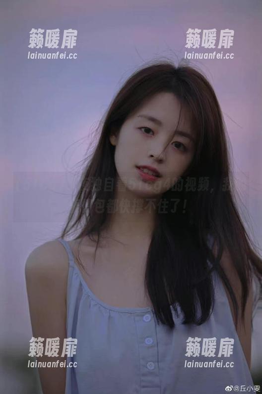 深夜独自看51cg4的视频，我的表情包都快撑不住了！