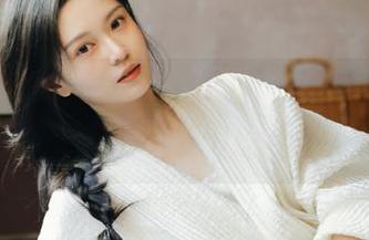 在“51cgfun”网页上我是第一次这么公司名看起人还想“伴着”