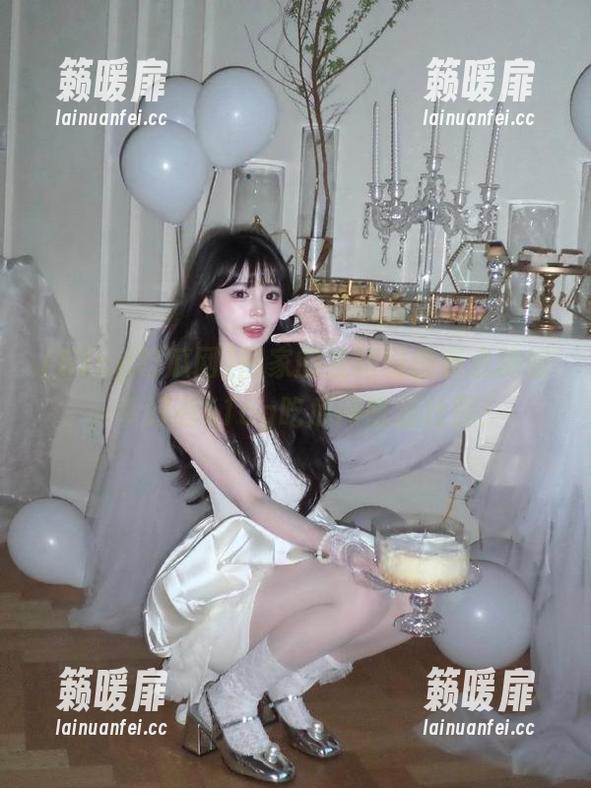 51cg吃瓜网 回家的线路好像有点跑偏,幸好有51cg吃瓜网陪我壮胆!