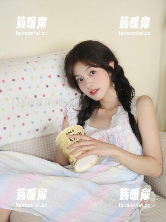 56吃瓜网址里，一不小心成了“王的小迷”