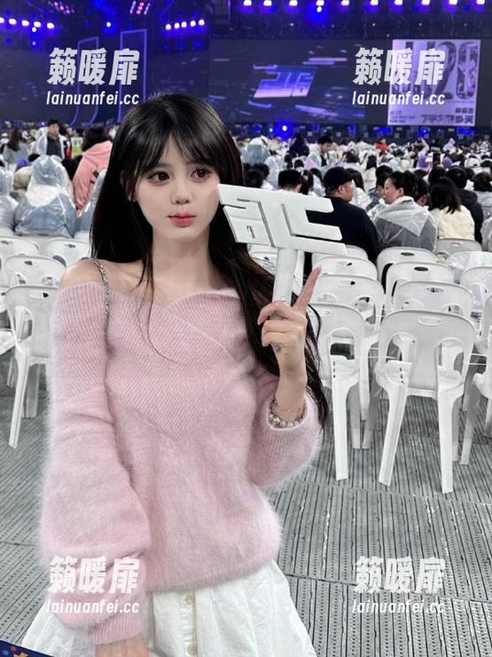 91在线吃瓜苹果版，就像一碗热腾腾的八卦汤，想不吃都难！