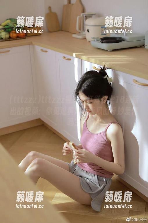 tttzzz tttzzz黑料不打烊肾虚18连新出的视频:你见过黄鳝与西瓜的奇妙爱情吗?