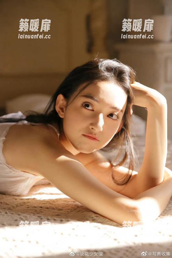 tttzzz黑料不打烊肾虚18连里的黄鳝入口，似乎映出了无数个小幻想。