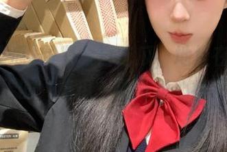 跟紧今日吃瓜，地址在这里，今天的“热瓜”看得我心痒痒～