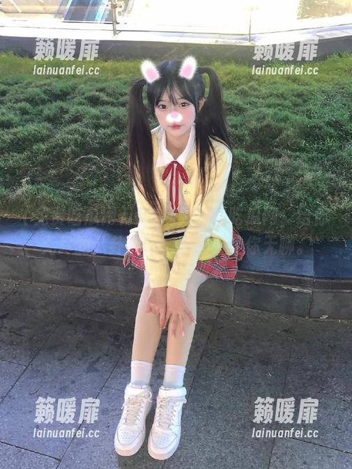 免费吃瓜网 iOS加入免费吃瓜网,给你无尽的八卦奇闻,保证不让你无聊。
