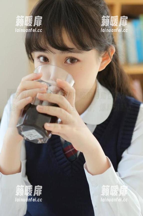 早安，朝阳！吃瓜网助你永不迷路：阳光洒在每个八卦角落，爆料随时上线。