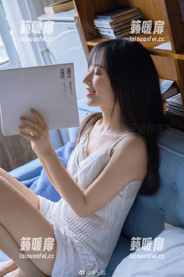 网曝吃瓜 瓜子不够,咋办?下载网曝吃瓜,瓜聊不停!