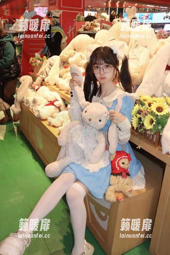 网曝黑料 在线瞄一眼网曝黑料,要不要先买点瓜?