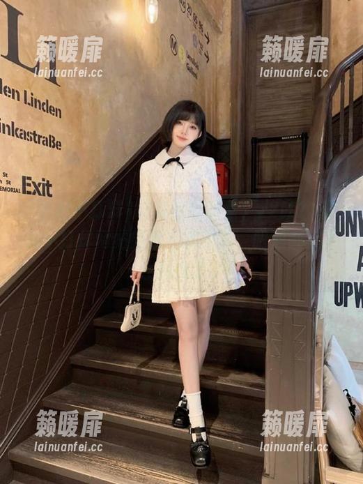 黑料不打烊 墙角默默看着,zztt21黑料不打烊网站链接不断更新,眼泪都忍不住想流了。
