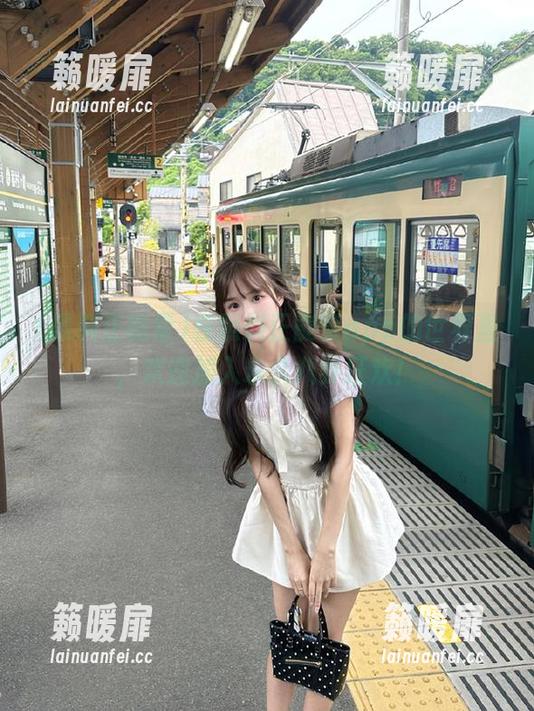 在黑料正能量app的世界里，欢迎加入永久八卦狂欢！