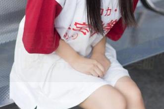 自从用上iOS万篇长征黑料正能量，似乎觉得世界又“美丽”了？