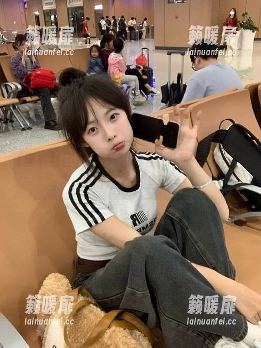 养成吃瓜习惯，下载黑料社区，随时随地跟上热点！